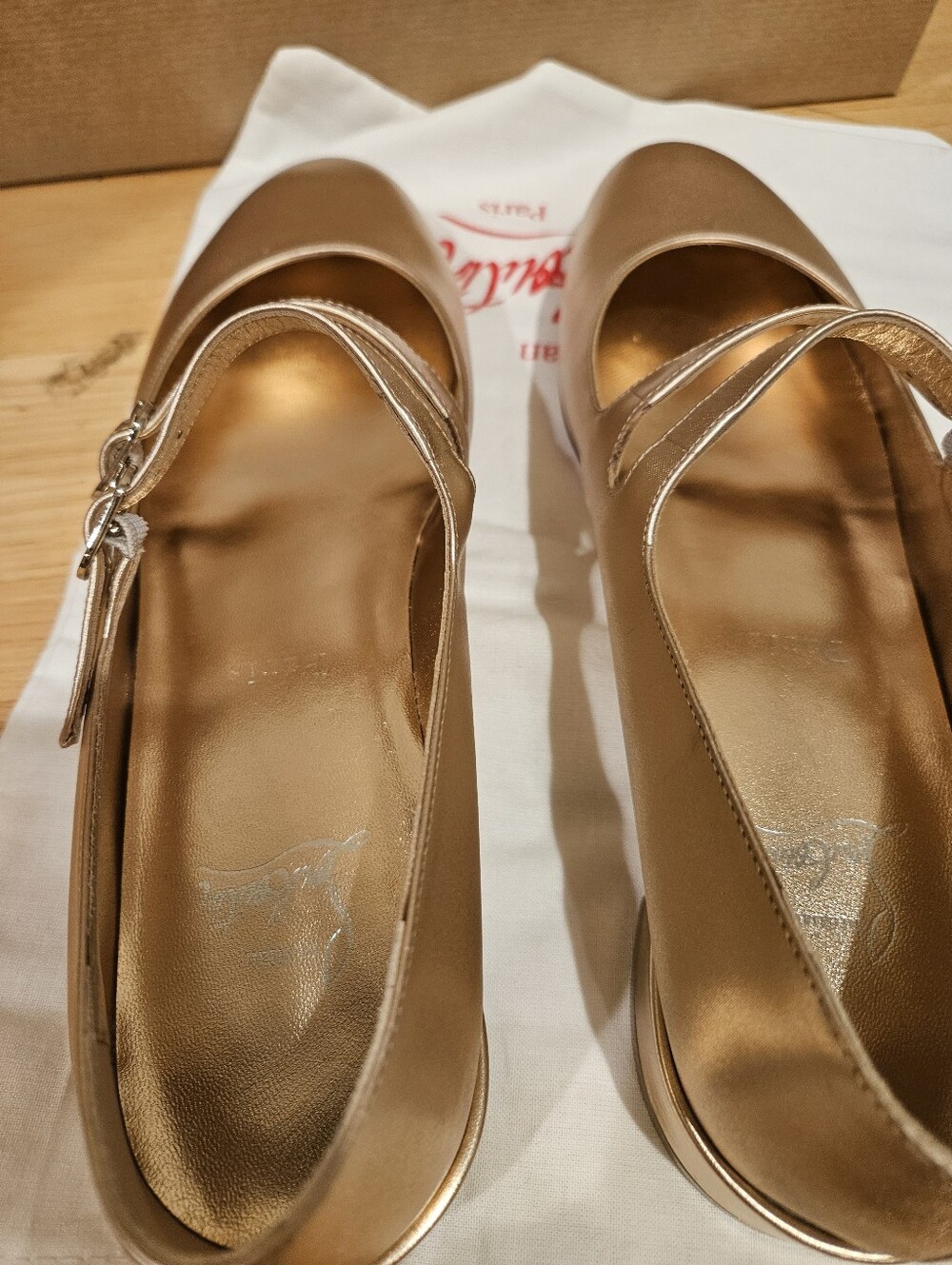 Christian Louboutin Sweet Jane Flat Women's Leather Leche Shoe Size 38.5/ US 8.5 - Picture 5 of 8
